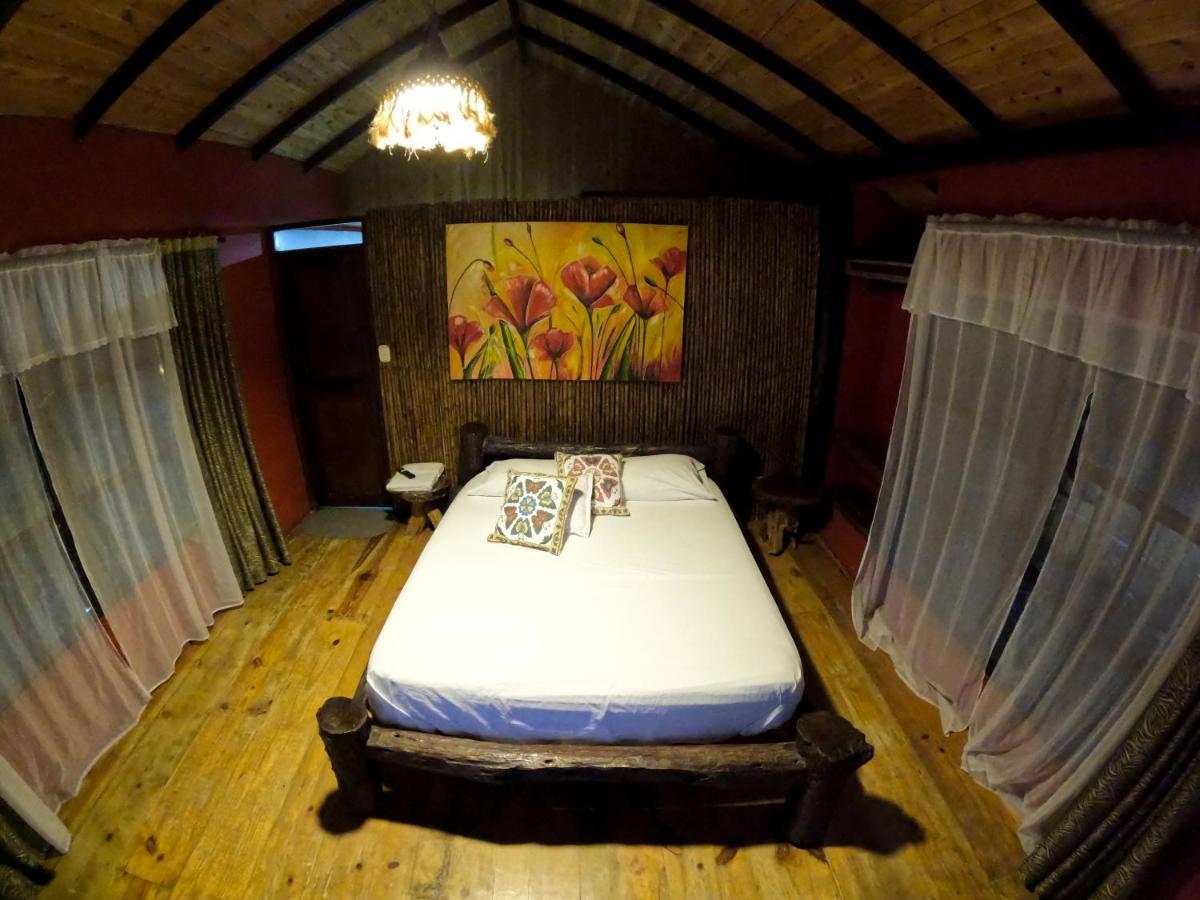 Ecohostal Rio Piedra *